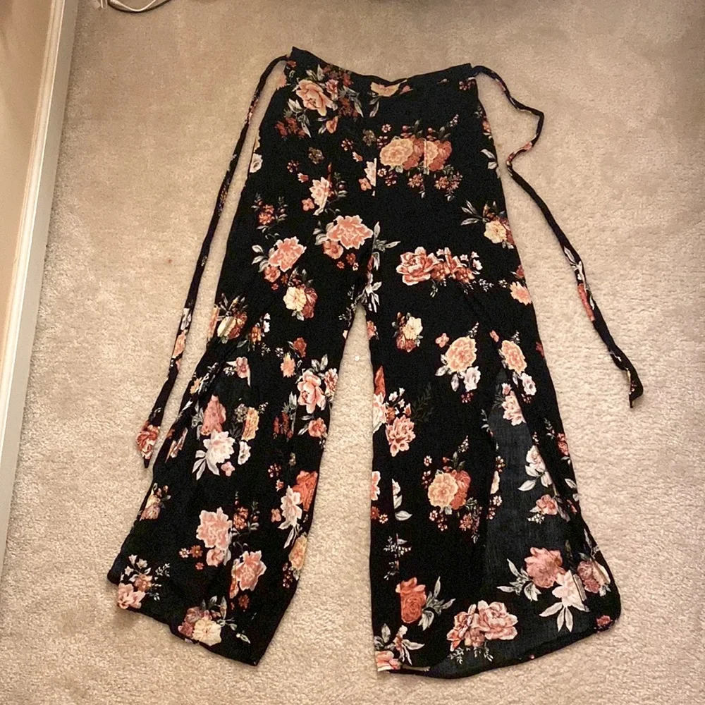 Flowy Floral printed pants - Picture 1 of 2